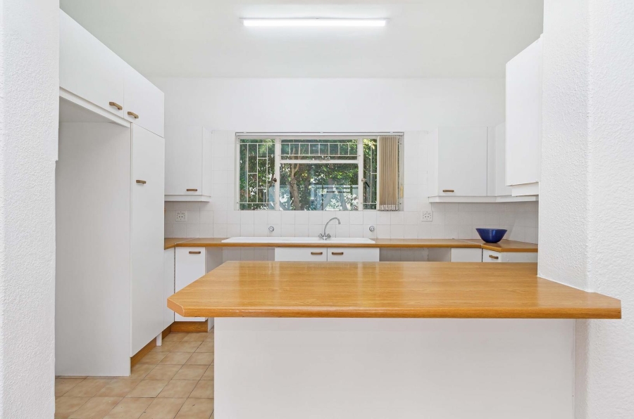 2 Bedroom Property for Sale in Oranjezicht Western Cape